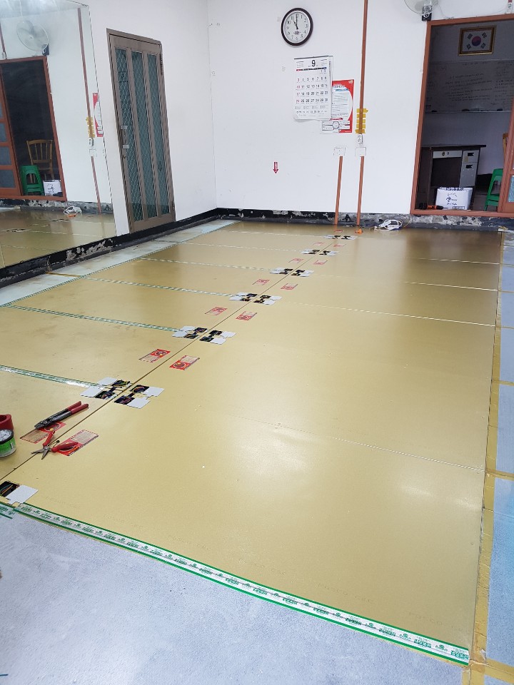 2038599400_EYUNPDg2_0dd490c665479ef70b9d8dd41a007f73878665a0.jpg 이미지크게보기